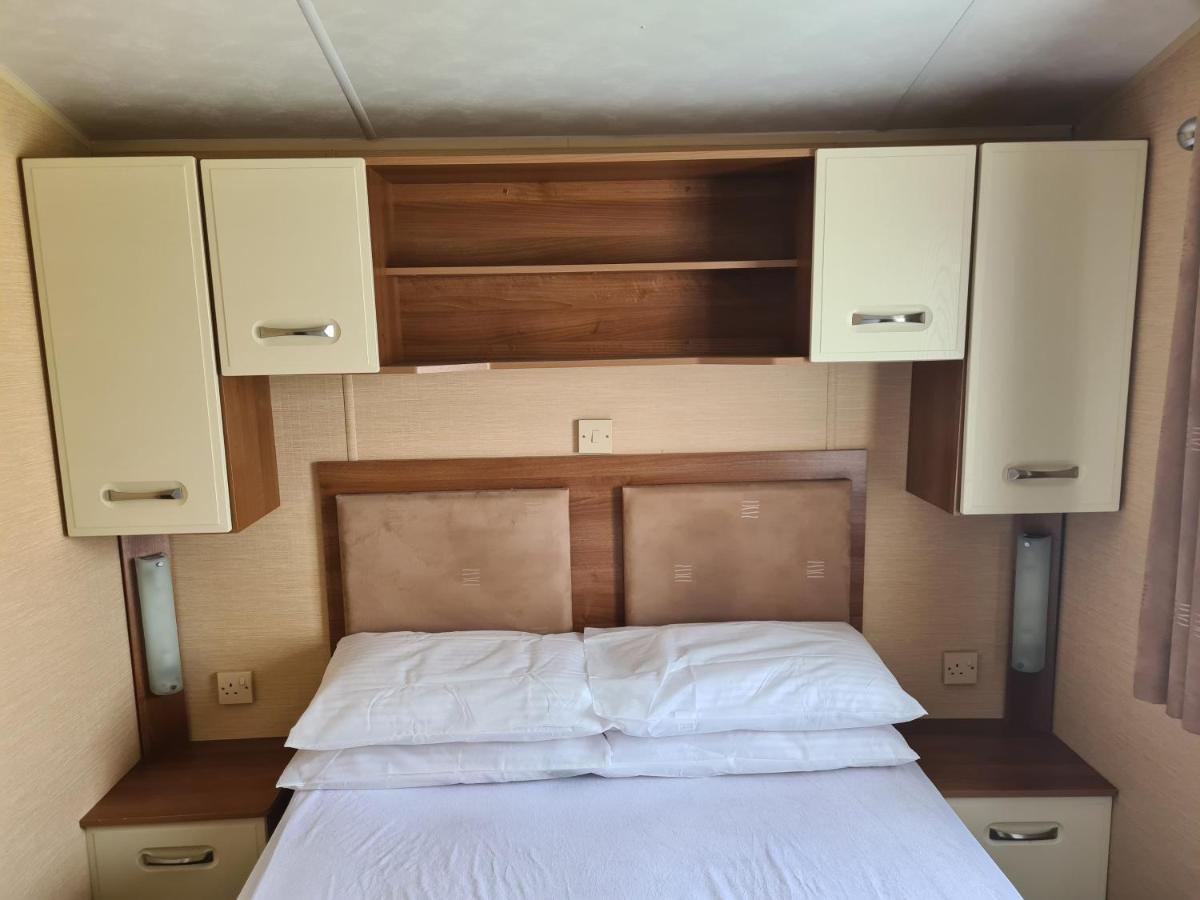 6 Berth The Wolds