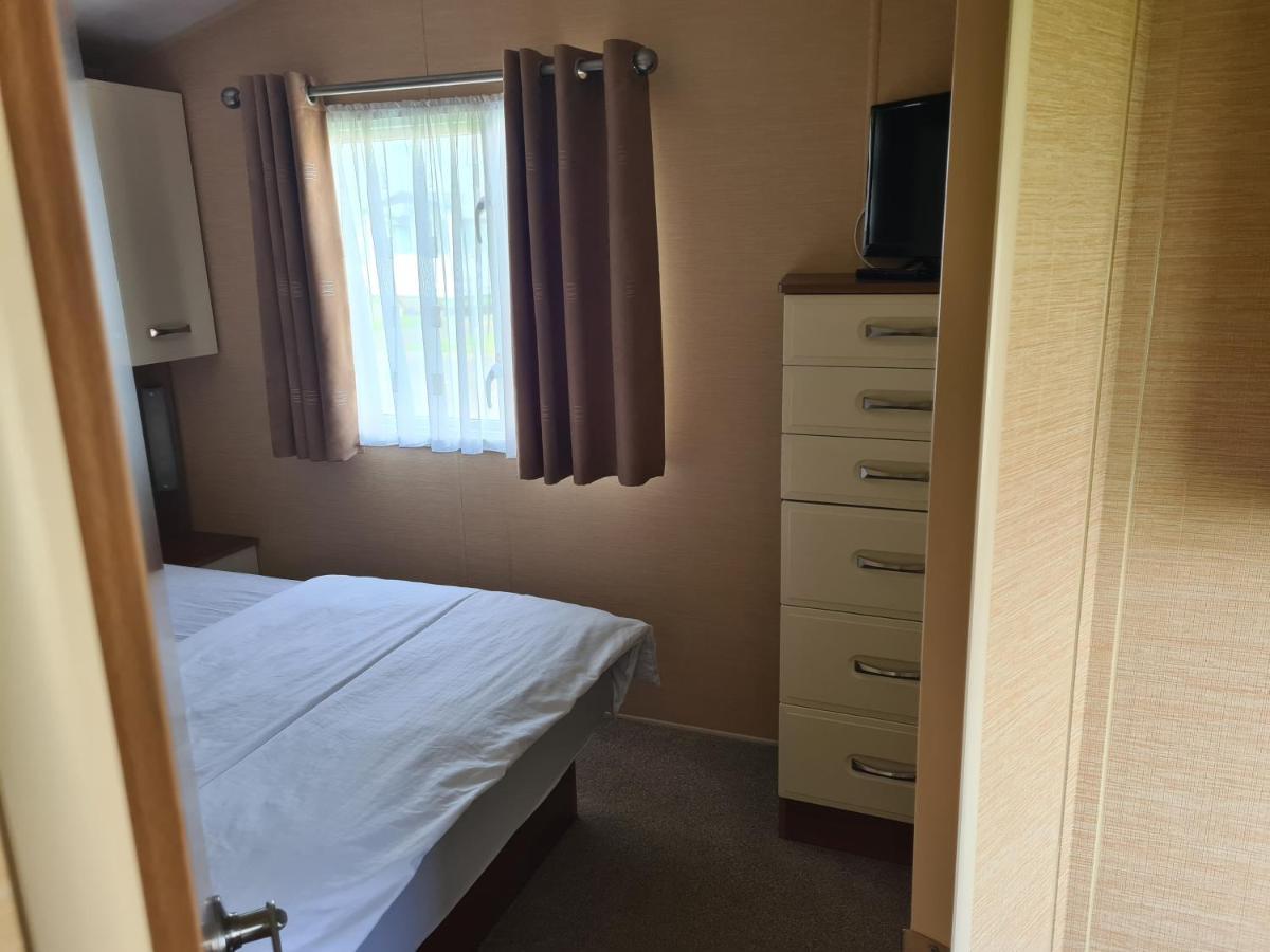 6 Berth The Wolds *