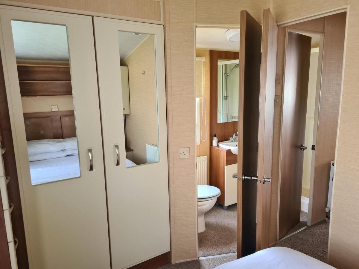 6 Berth The Wolds Apartment